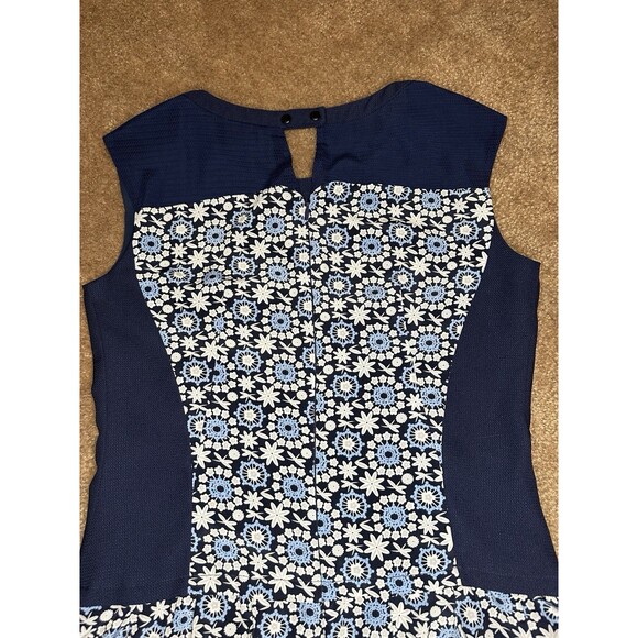 Veeko DaisyFloral Fit & Flare Dress NavyBlueWhite Retro Print Sleeveless Size 34 - Picture 4 of 11